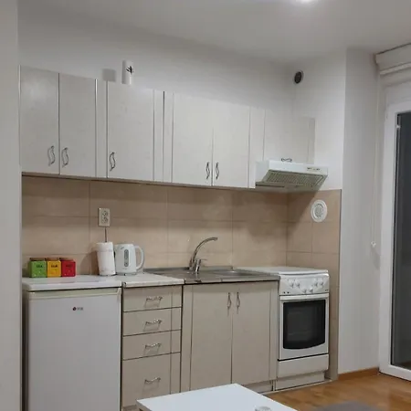 - Biljana Apartment *