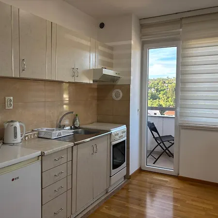 - Biljana Apartman Pale